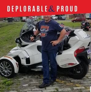 Meet your Posher, Janek